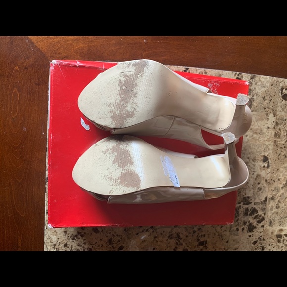 Guess 4 inch high heels with open toe - Picture 6 of 6